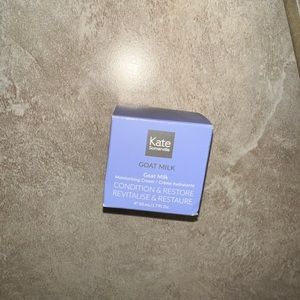 🎉2 for $30 🎉Kate Somerville goat milk moisturizer